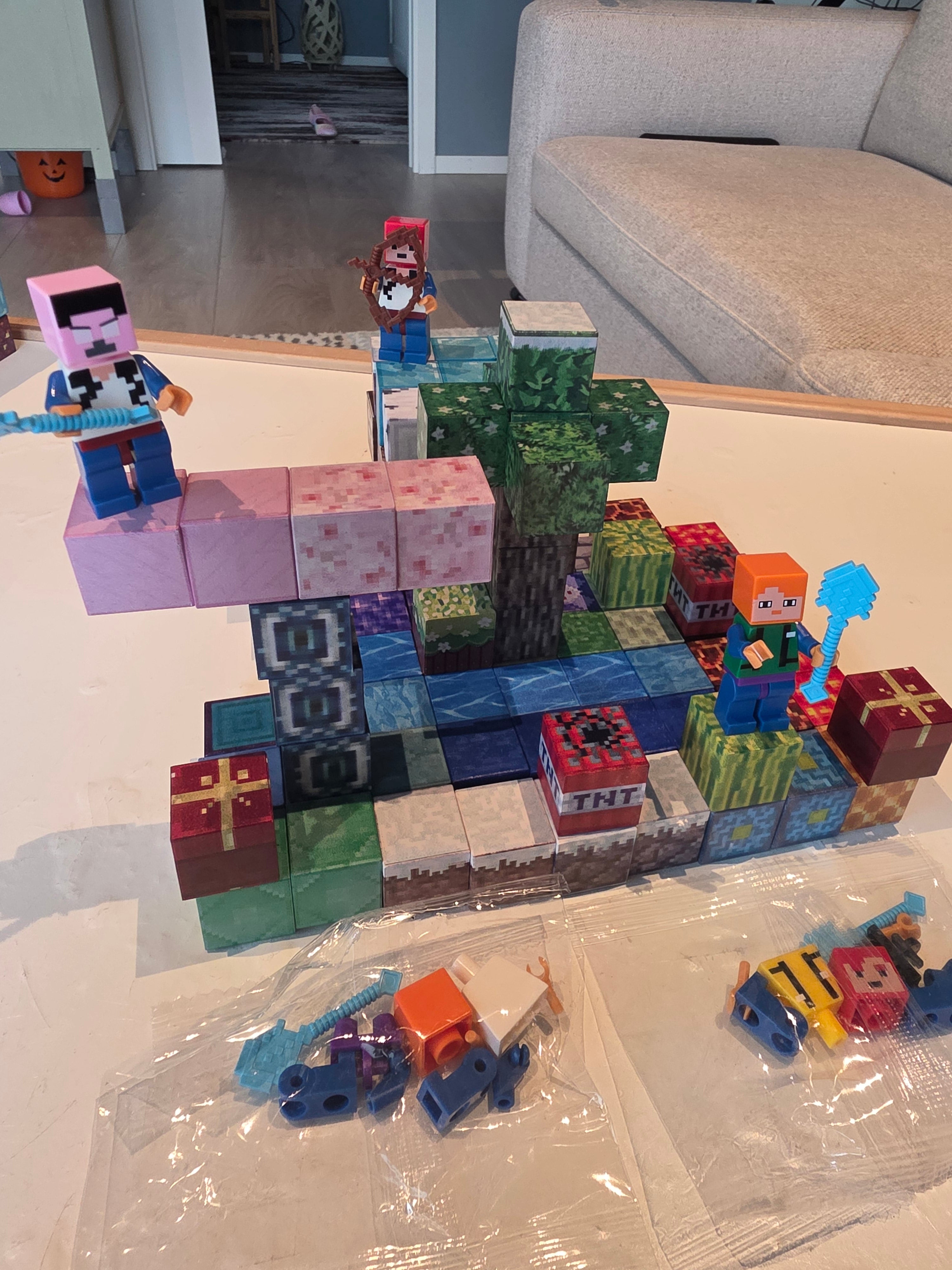 Magnetisk byggesett med figurer - Gavepakke